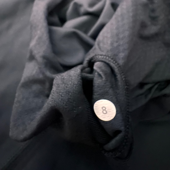 Lululemon NWOT Aria Tank II Black (8) - Picture 9 of 16